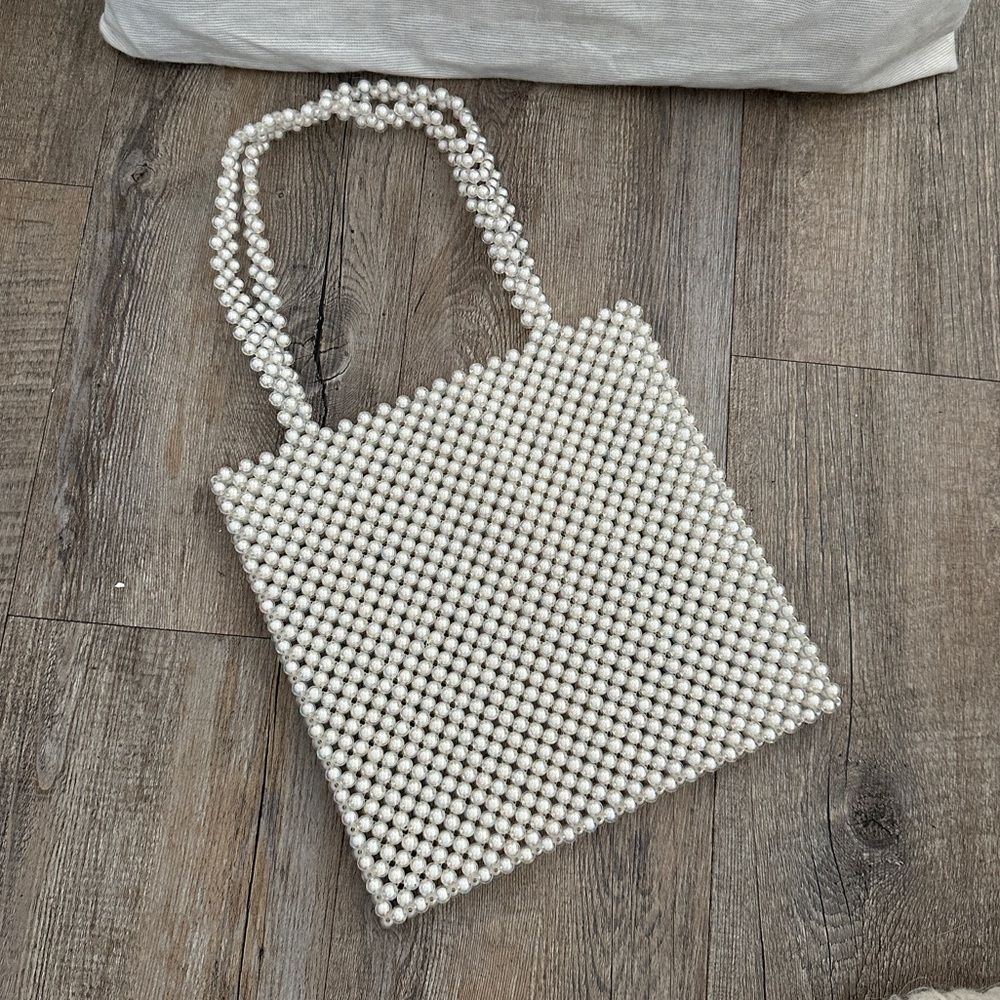 Beaded bag - by not impressed